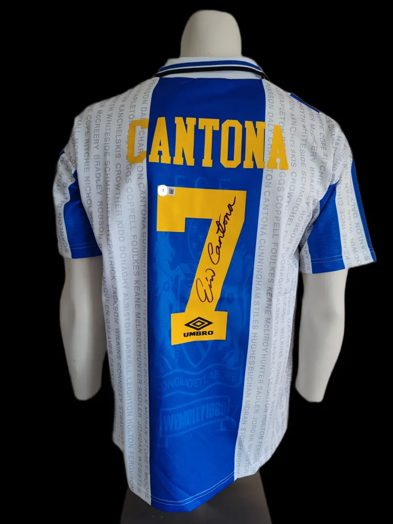 Gesigneerd voetbalshirt: Eric Cantona