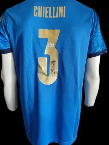Gesigneerd voetbalshirt: Chiellini Italië