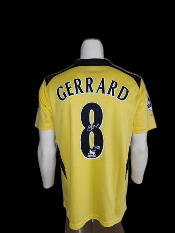 Steven Gerrard (Uit)